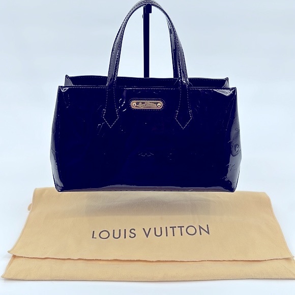 Authenticated LOUIS VUITTON Wilshire Monogram Vernis - Picture 15 of 17